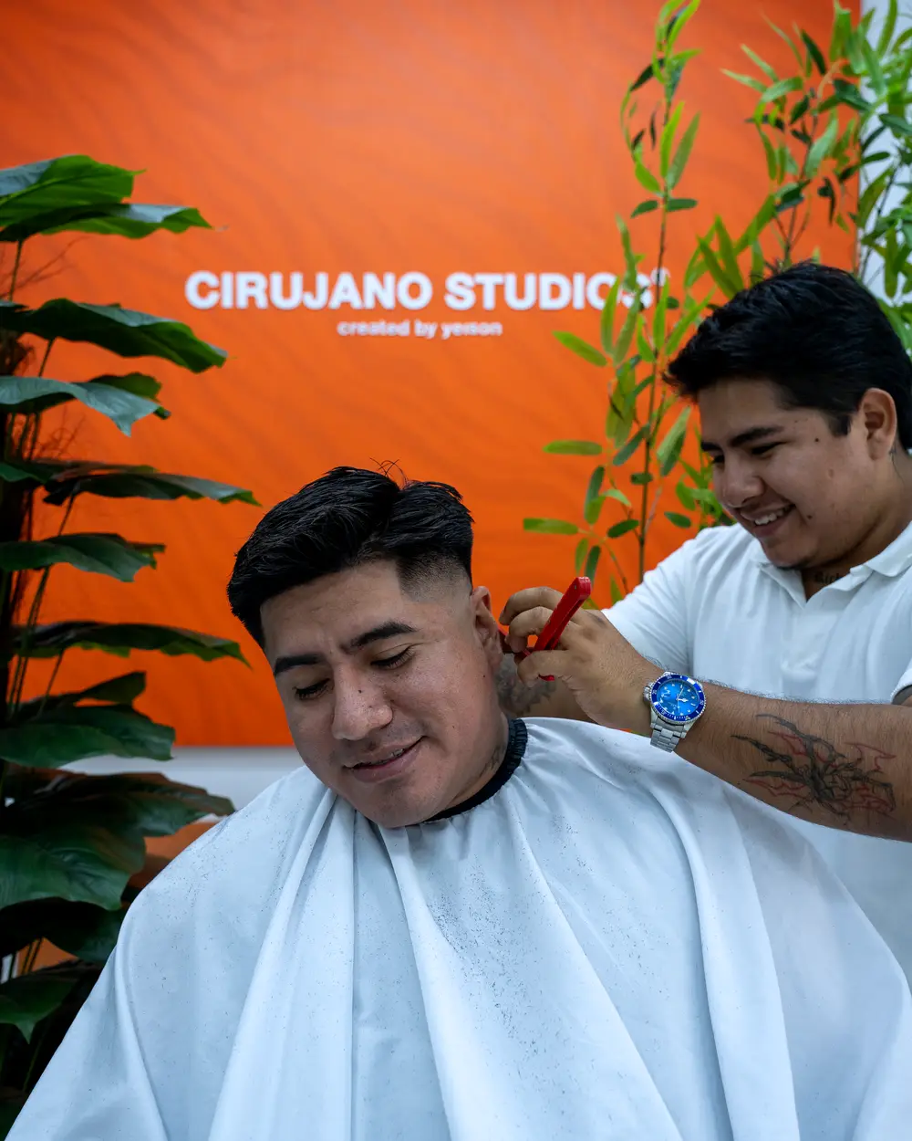 Barbería CIRUJANOS · La Casa Blanca en Lince, Lima — trabajo real del studio